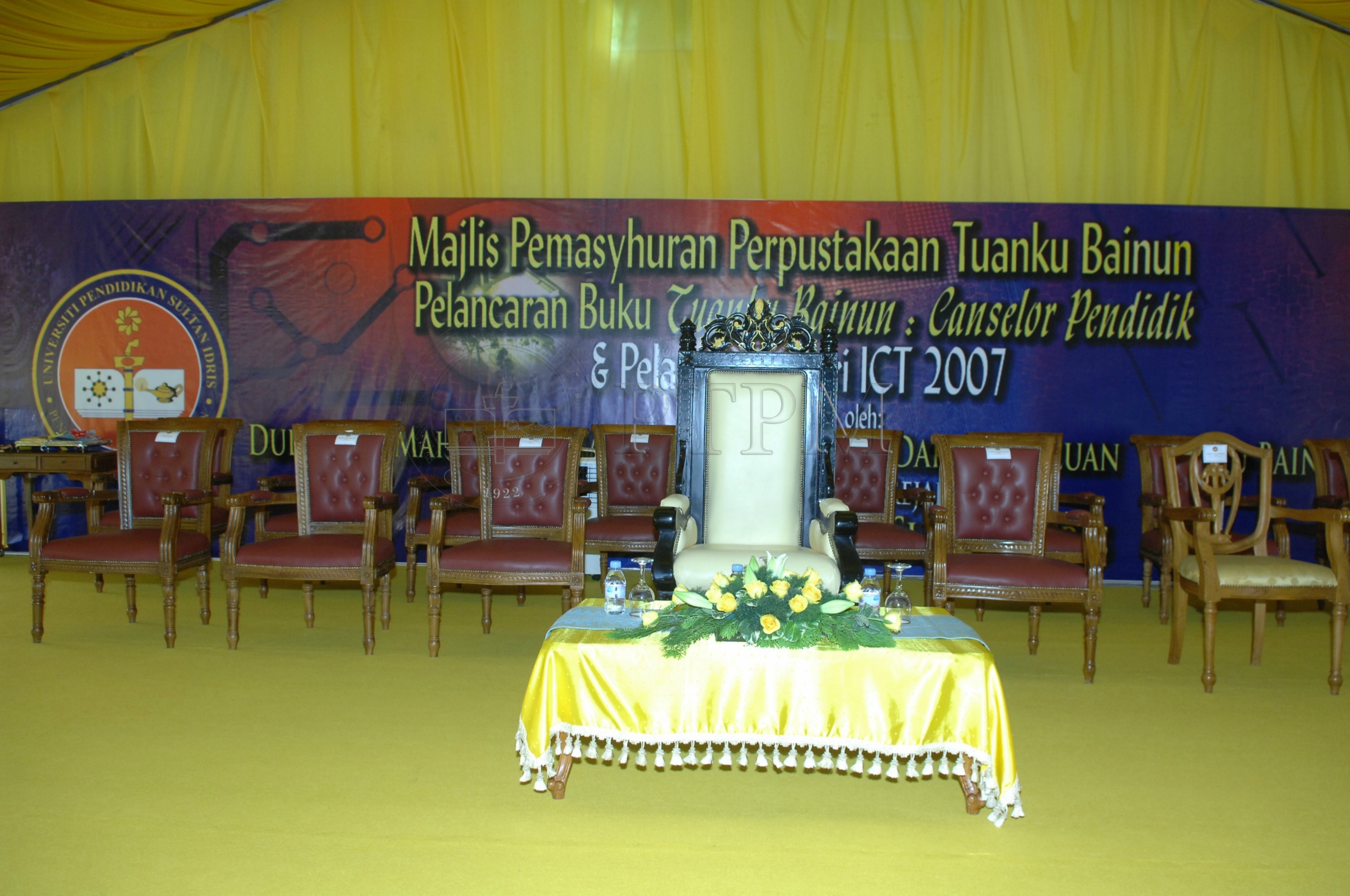 8 8 2007 PEMASYURAN PERPUSTAKAAN TUANKU BAINUN